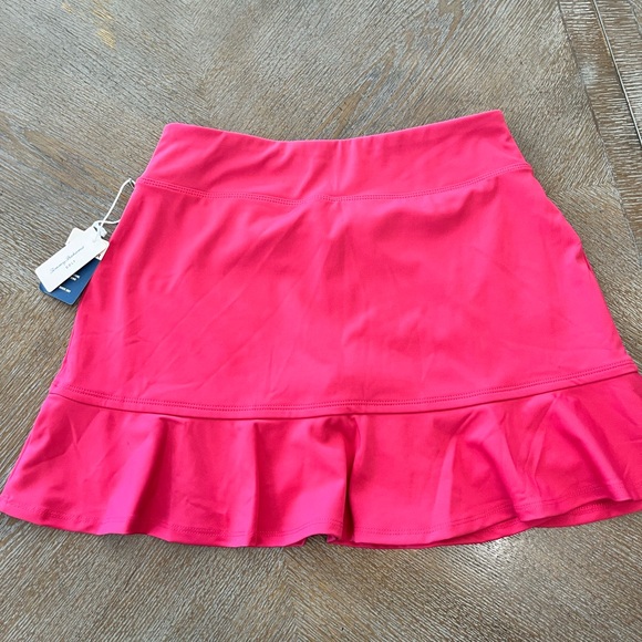 NWT Tommy Bahama Hot Pink Golf Skirt/skort Small waist30” length15” Ruffles Hem